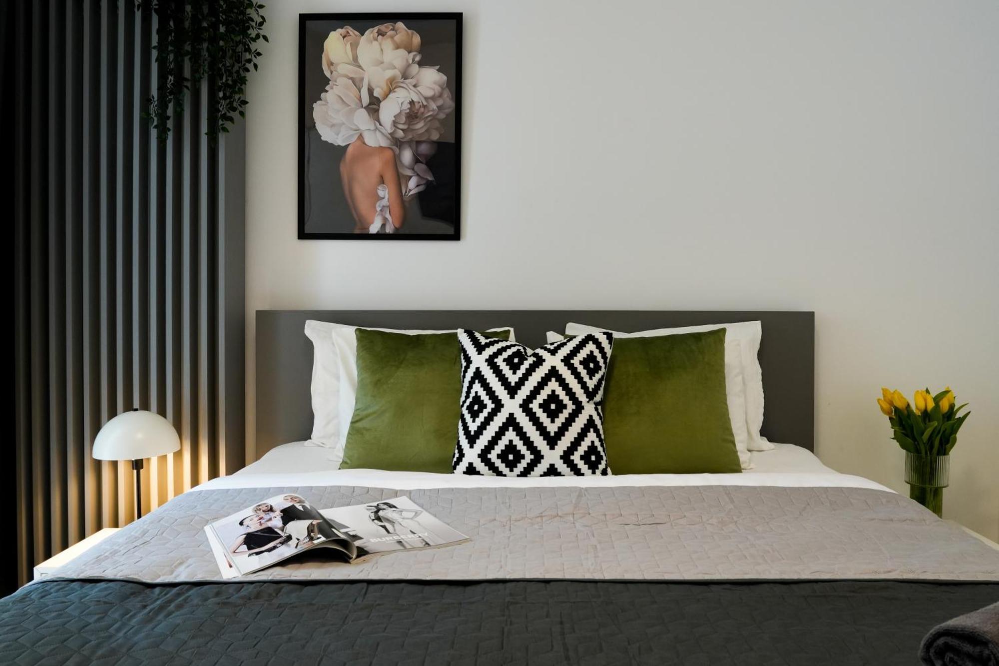 Ana - Cozy & Quiet Apt With Balcony & Garden View Bucarest Exterior foto