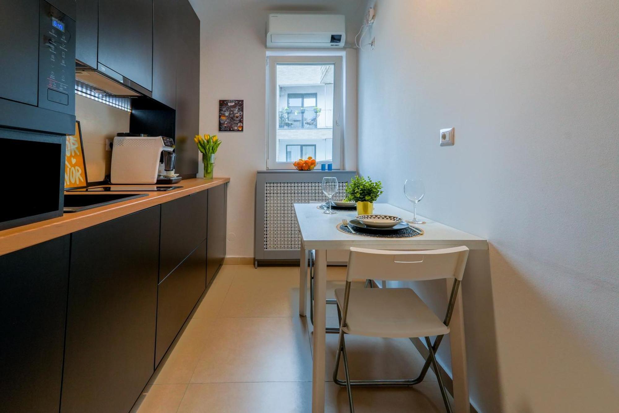 Ana - Cozy & Quiet Apt With Balcony & Garden View Bucarest Exterior foto
