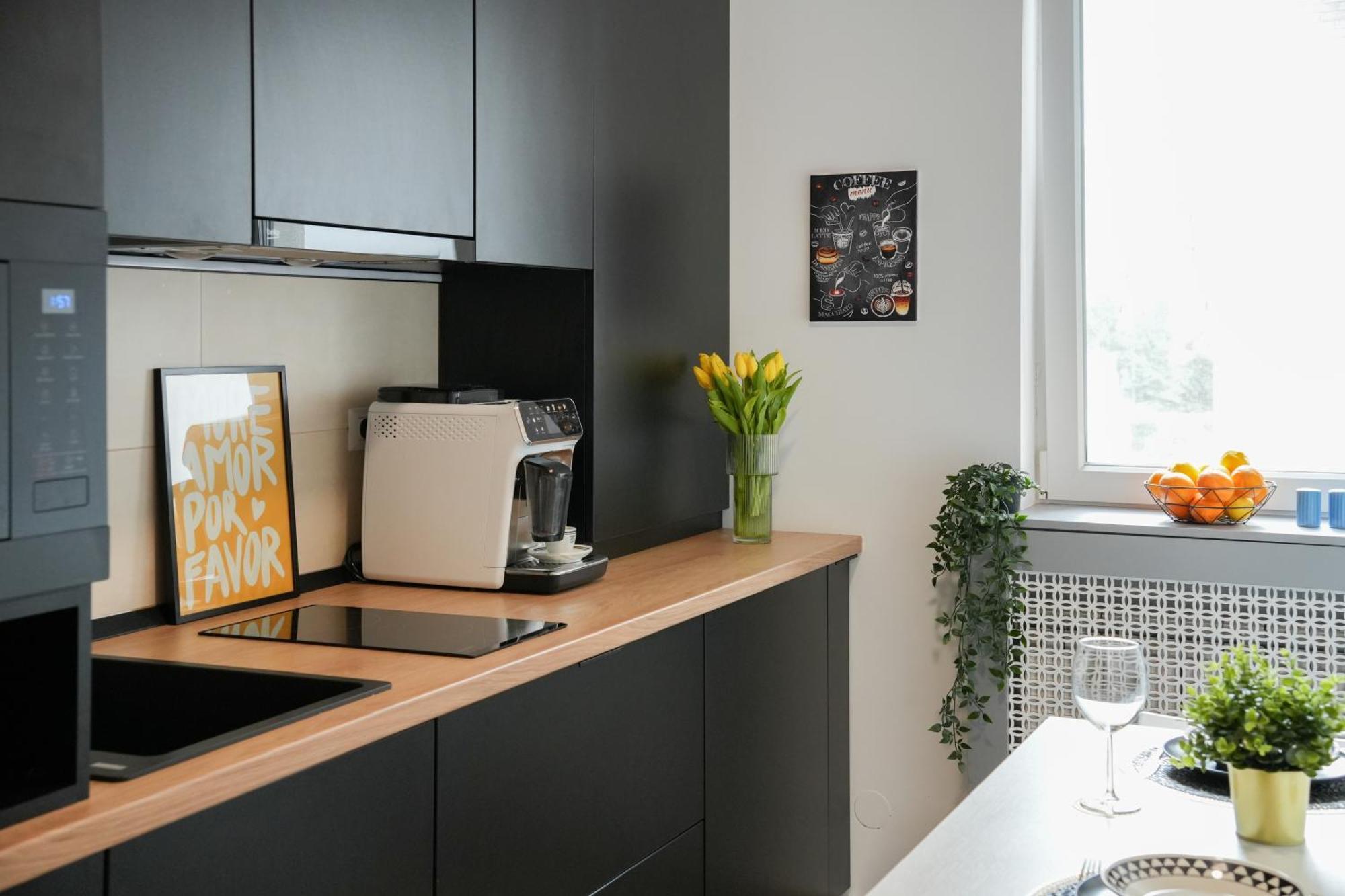 Ana - Cozy & Quiet Apt With Balcony & Garden View Bucarest Exterior foto